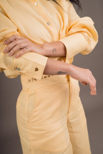Camisa Rostro de Jesús – Amarillo